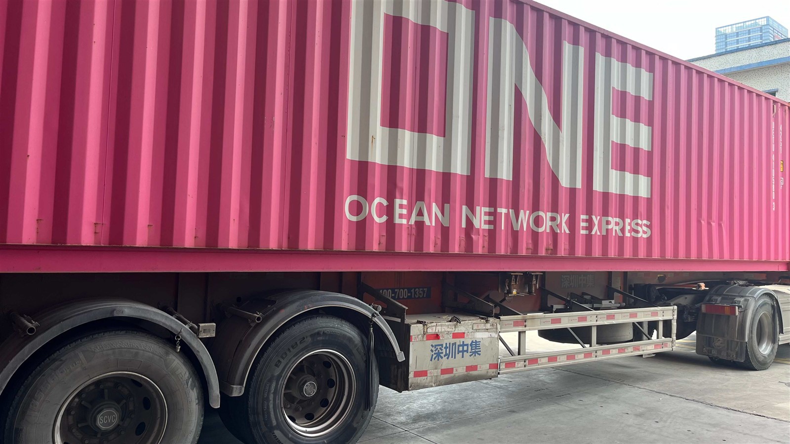 Container shipment Container shipment
